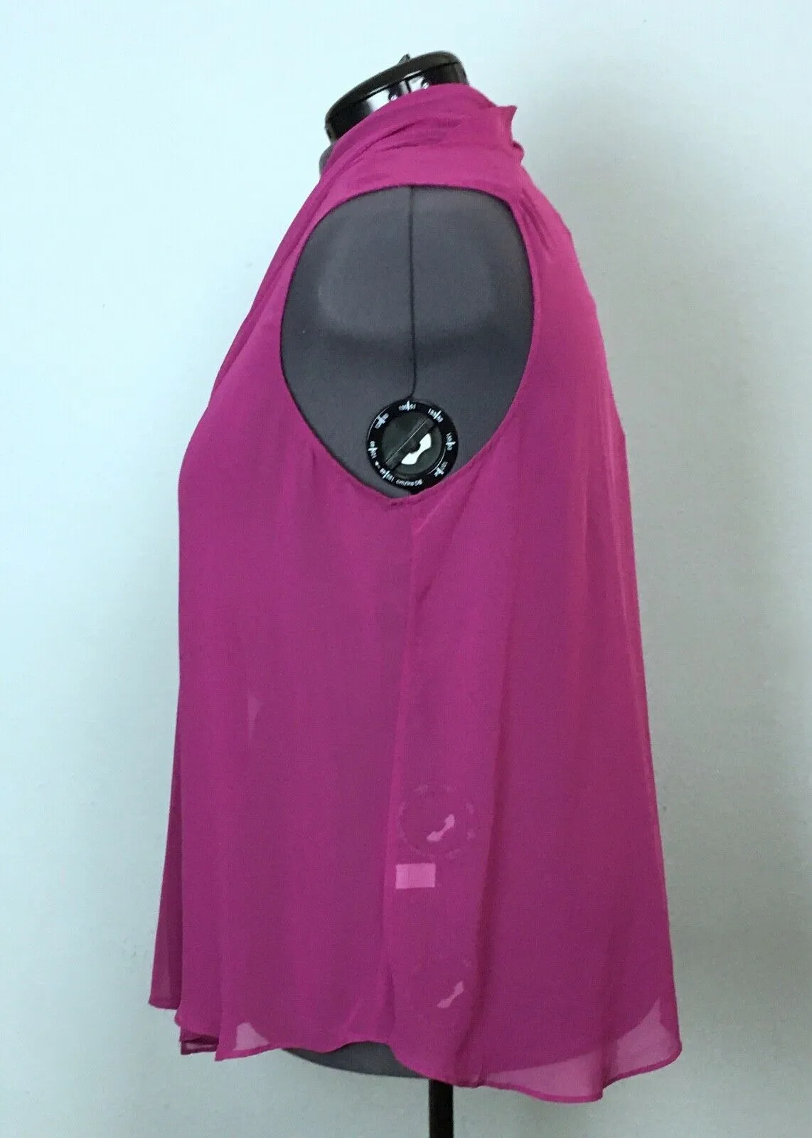 6th & LN Size 24 Fuchsia Top