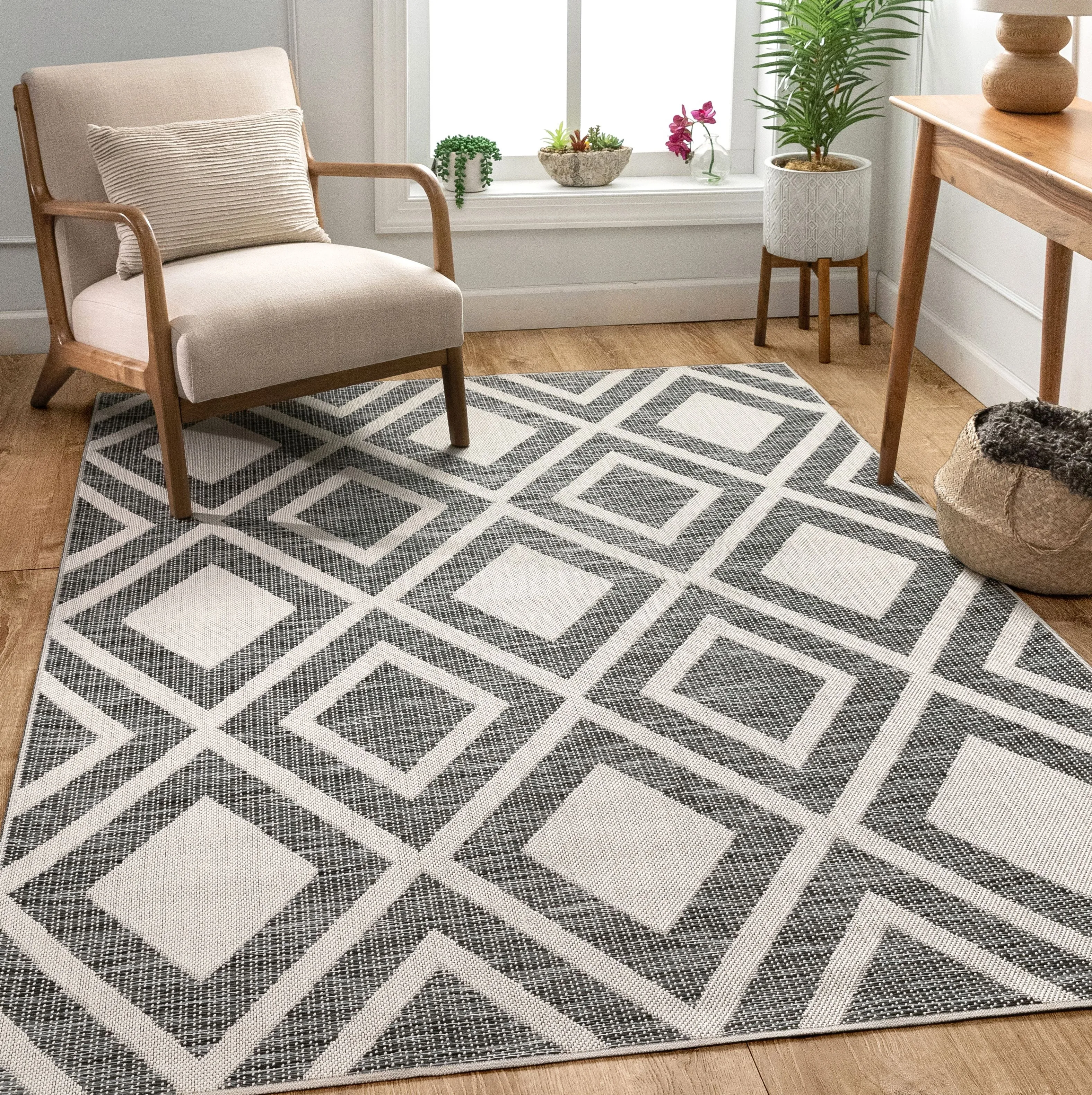 Brito Modern Bold Grey Flatweave 7'10" x 10'6" Rug