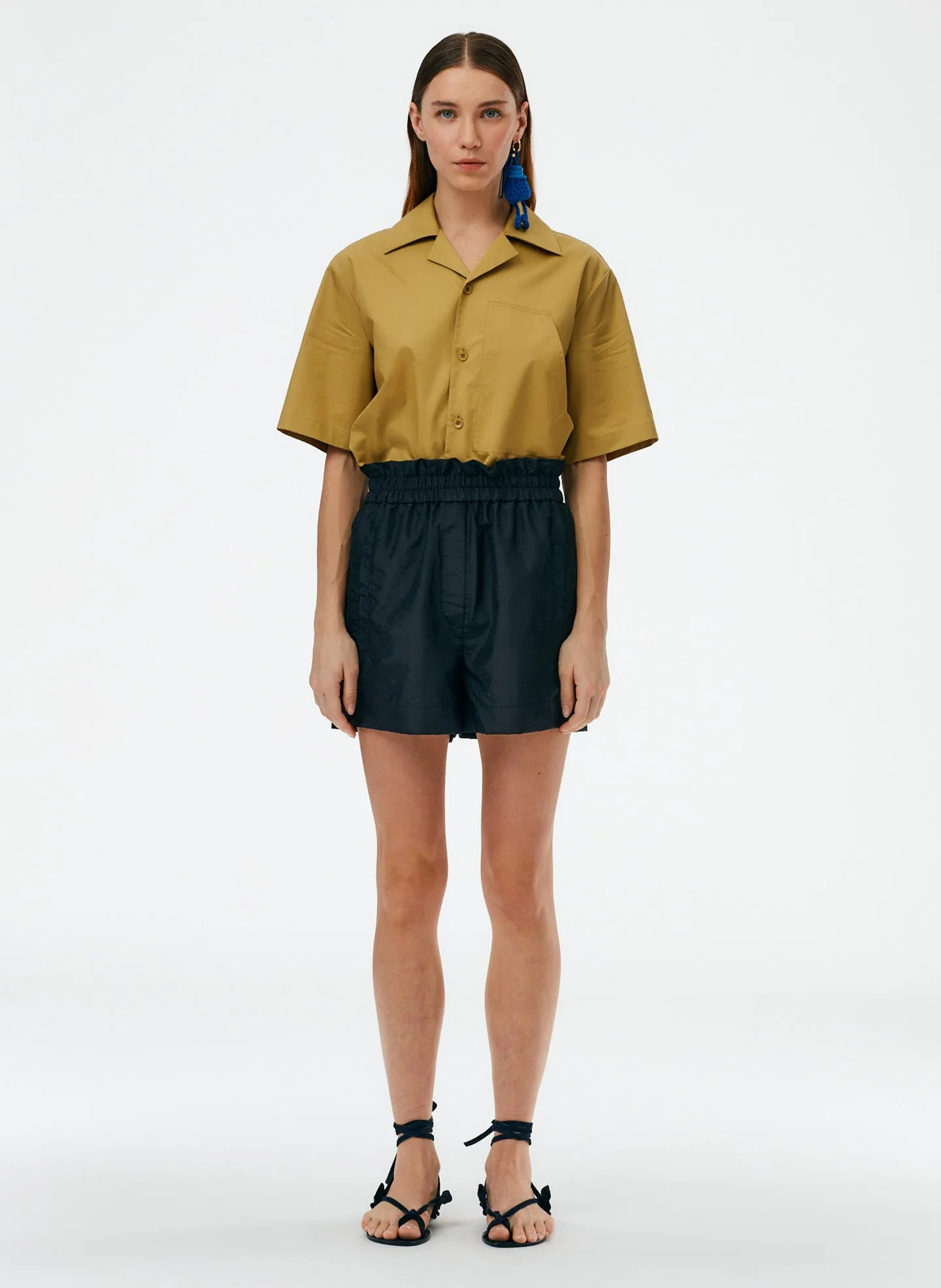 Comfortable and Stylish Crispy Nylon Easy Pull-On Shorts for Effortless Summer Fashion