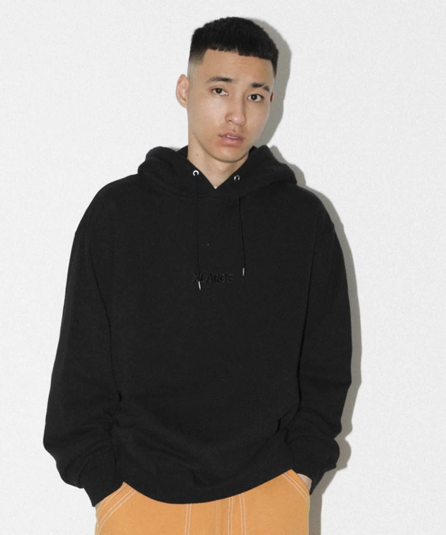 EMBROIDERY STANDARD LOGO PULLOVER HOODED SWEAT 2