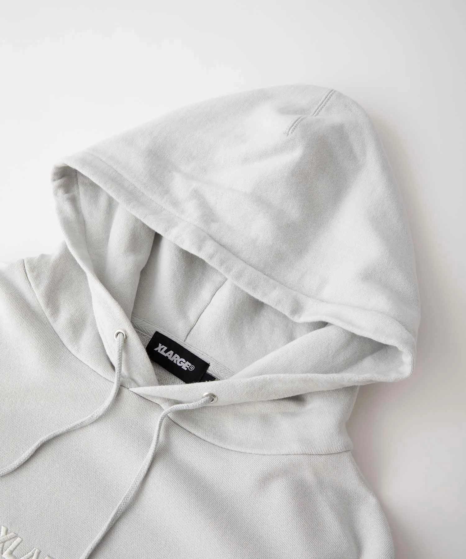 EMBROIDERY STANDARD LOGO PULLOVER HOODED SWEAT 2