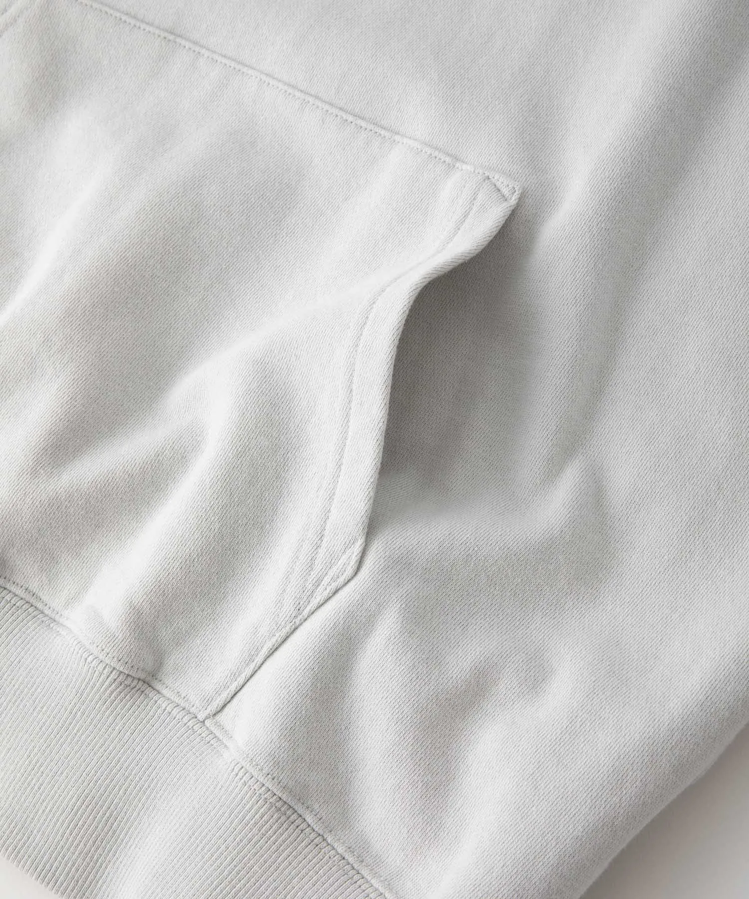 EMBROIDERY STANDARD LOGO PULLOVER HOODED SWEAT 2