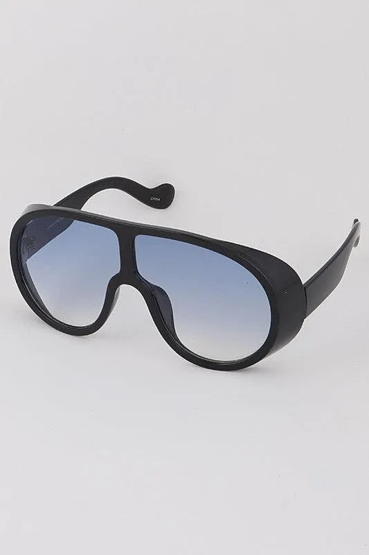 Googles: Oversize Fashion Sunglasses