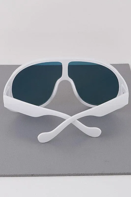 Googles: Oversize Fashion Sunglasses