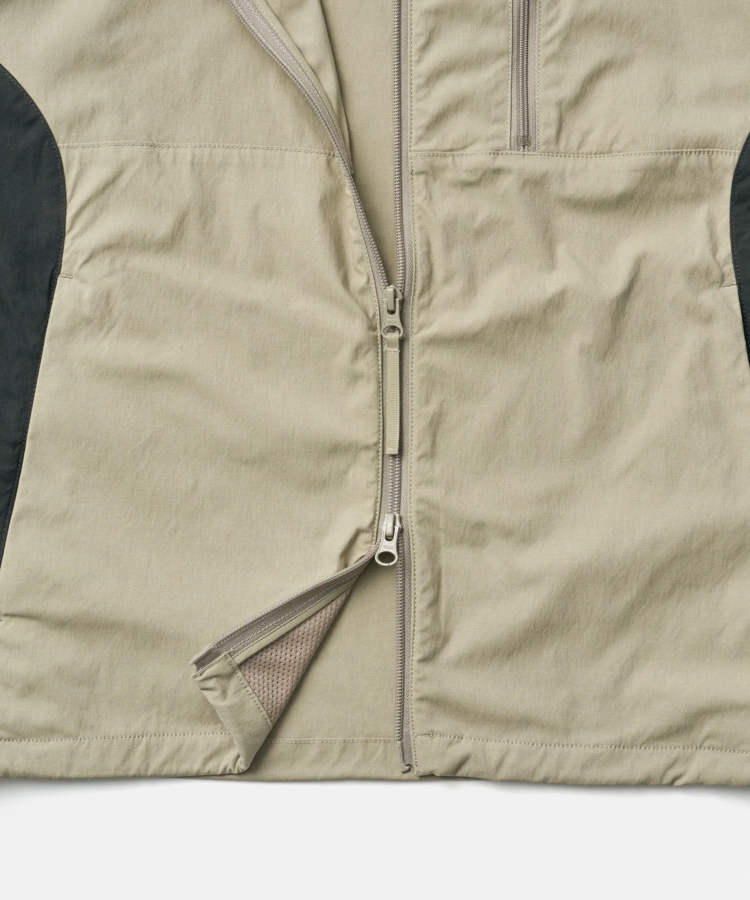 Gramicci Softshell Nylon Hooded Jacket