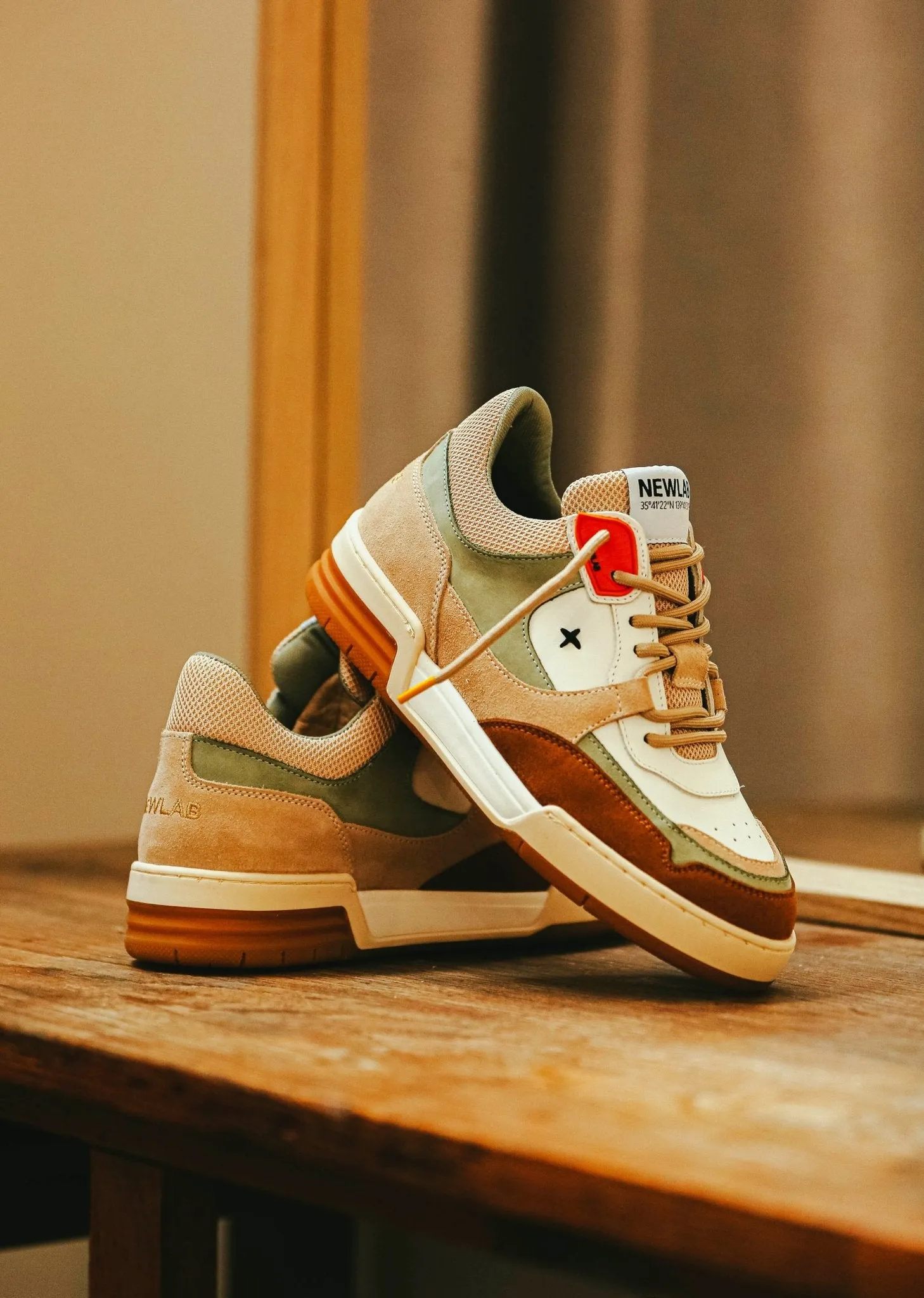NL12 Beige/Camel