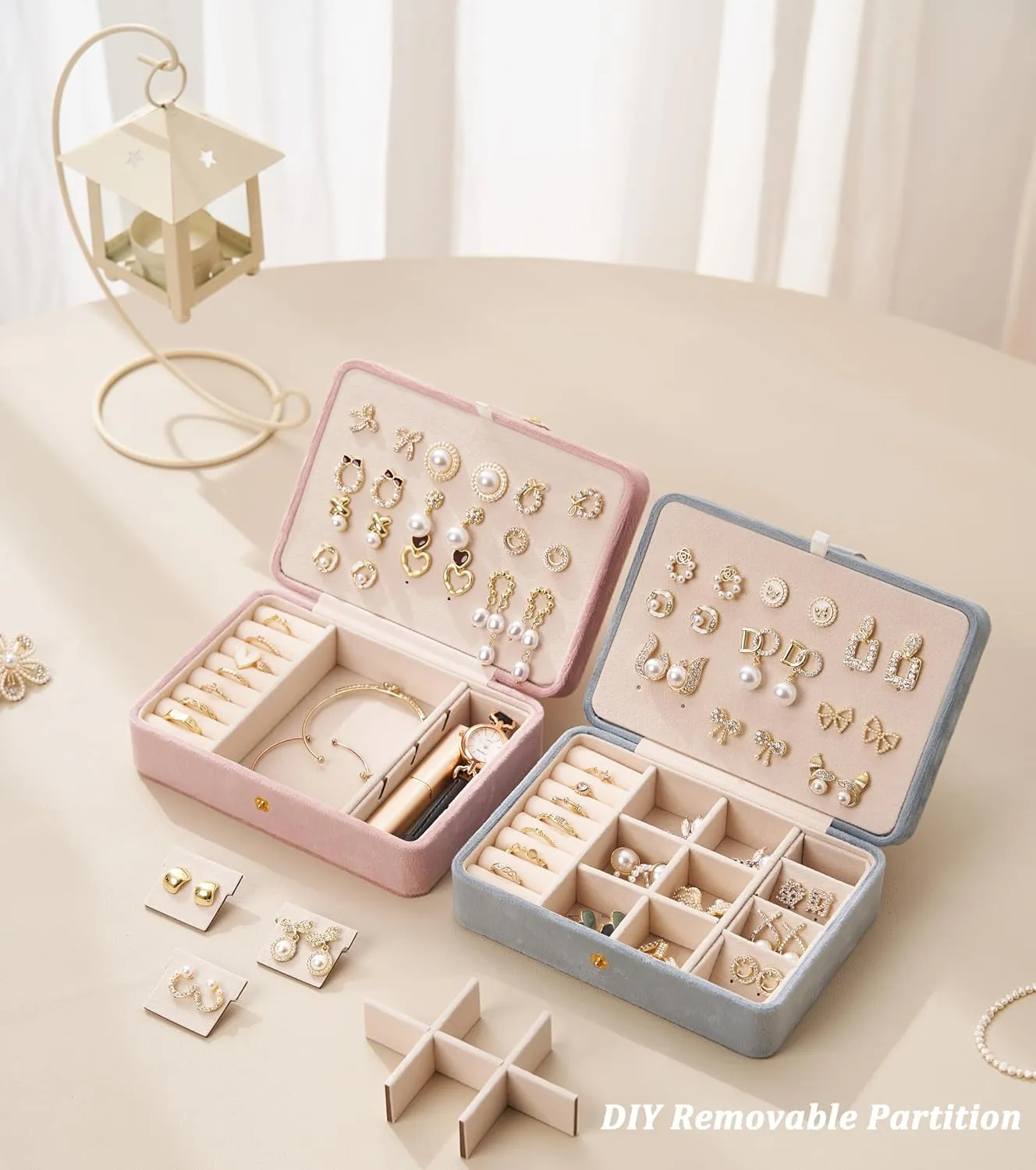 Small Jewelry Box for Earrings, Travel Earring Organizer for Girls Earring Box Travel Earring Case Organizer Green Travel Jewelry Boxes for Women Small Earring Holder Organizer Box for Girls