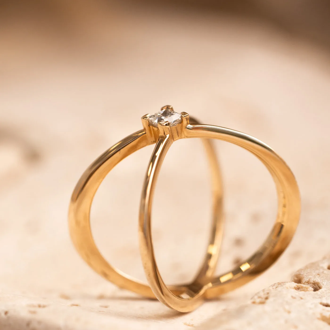 The Eleni Ring | Lab Diamond Princess Cut Criss Cross Statement